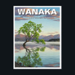 Carte Postale Lac Wanaka Tree Nouvelle-Zélande Voyages<br><div class="desc">Wanaka, une superbe ville au bord du lac sur l'île sud de la Nouvelle-Zélande, est un paradis pour les amoureux de la nature et les amateurs d'aventure. Nichée sur les rives du lac Wānaka et entourée par les Alpes du Sud, la ville offre des paysages à couper le souffle et...</div>