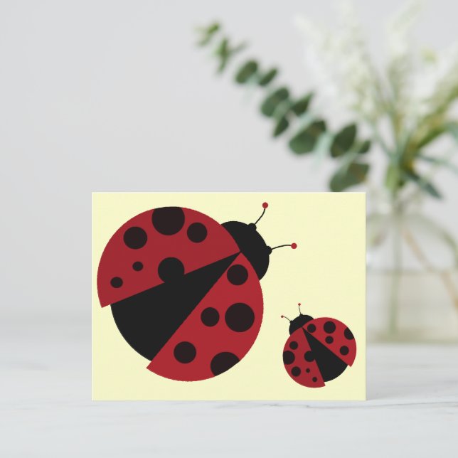 Carte Postale Ladybug (Debout devant)