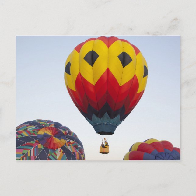 Carte Postale Lancement de montgolfières (Devant)