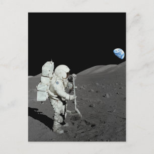 Carte Postale L'astronaute sur la Lune