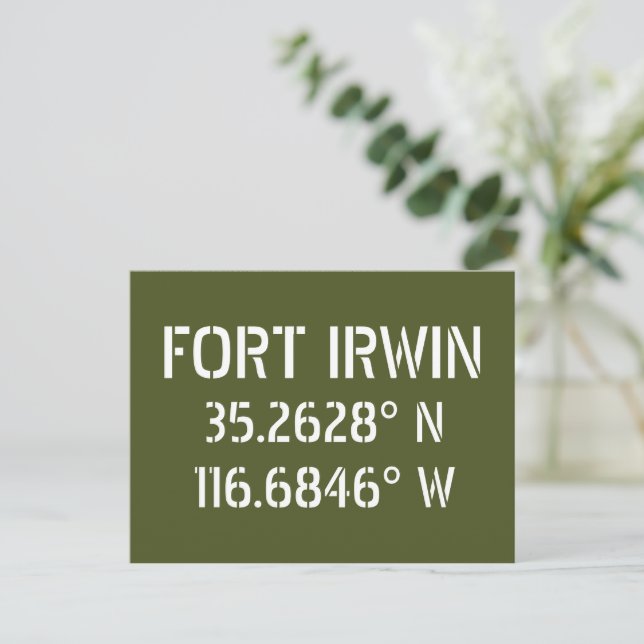 Carte postale Latitude Longitude Fort Irwin (Debout devant)