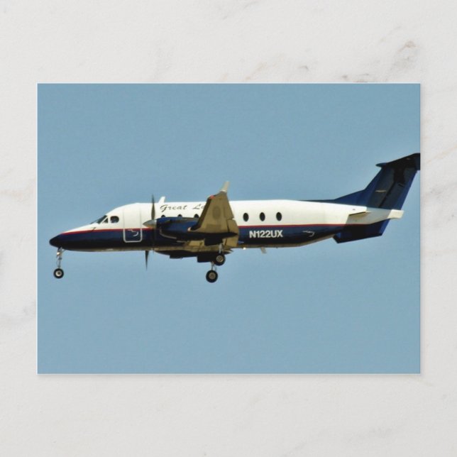 Carte Postale L'avion vole dans le ciel (Devant)
