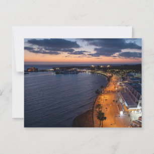 Carte Postale Le front de mer et le port de Paphos la nuit