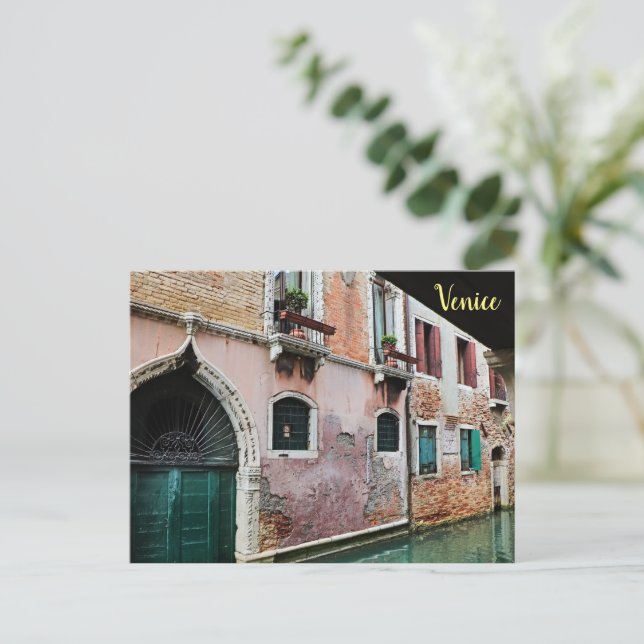 Carte Postale Le long des canaux de Venise (Debout devant)