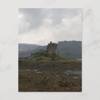 Carte Postale Le magnifique château Eilean Donan en Ecosse