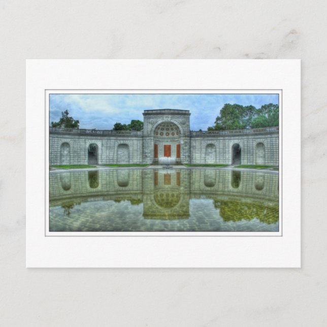 Carte Postale Le Mémorial de la Guerre des Femmes (Devant)