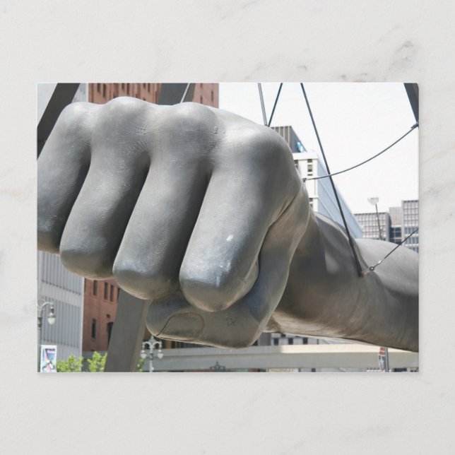 Carte Postale Le poing (Devant)