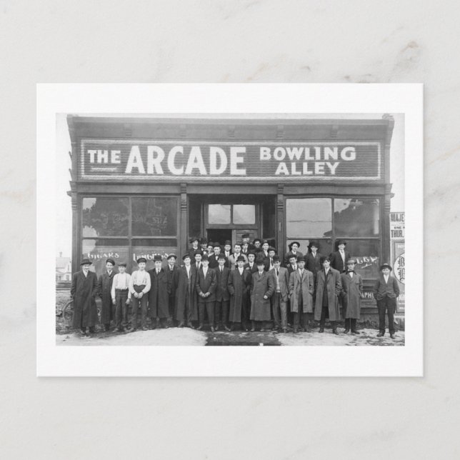 Carte Postale Le salon Vintage Arcade Bowling Alley (Devant)