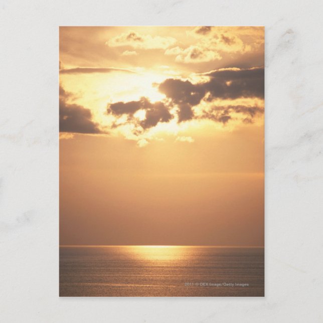 Carte Postale Le soleil se couche sur l'océan (Devant)