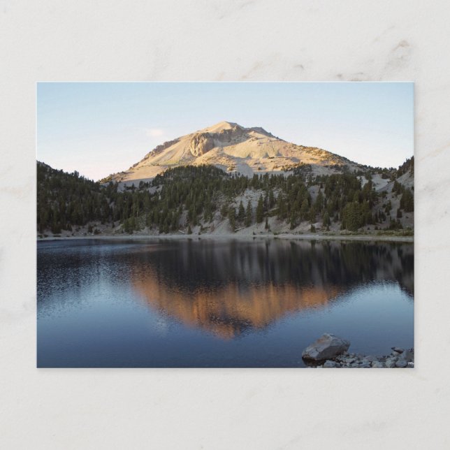 Carte Postale Le volcan Lassen et le lac Helen (Devant)