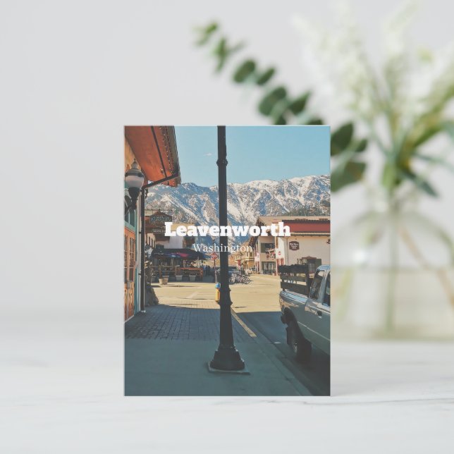 Carte Postale Leavenworth - Washington  (Debout devant)