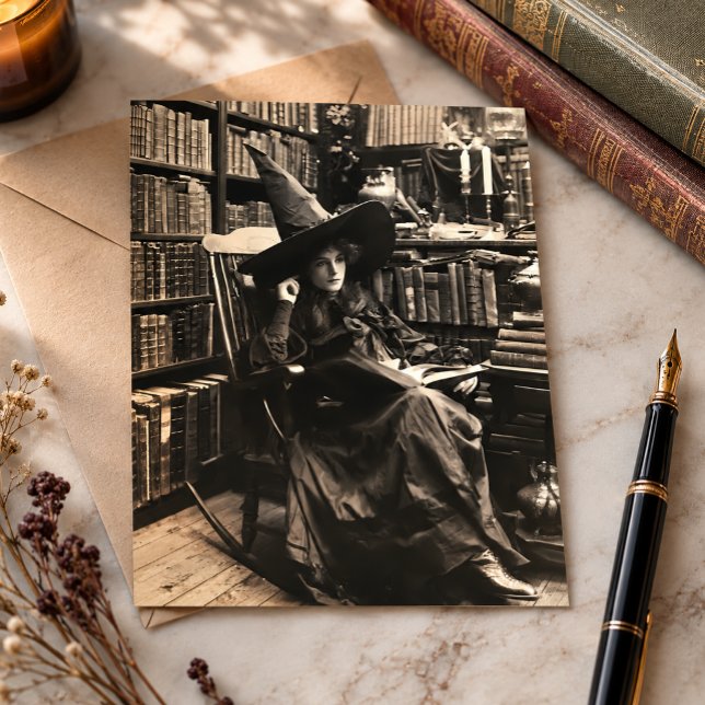 Carte Postale Lecture de sorcière vintage  (Créateur téléchargé)