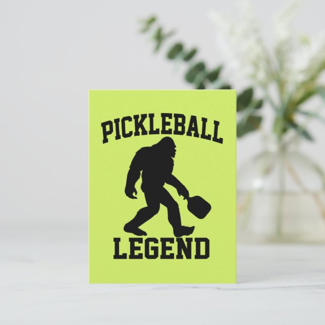 Carte Postale Légende de pickleball drôle Bigfoot  (Debout devant)