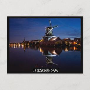 Carte Postale Leidschendam moulin à vent avec réflexion la nuit