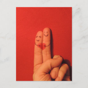 Carte Postale Les doigts aiment la romance illustration artistiq