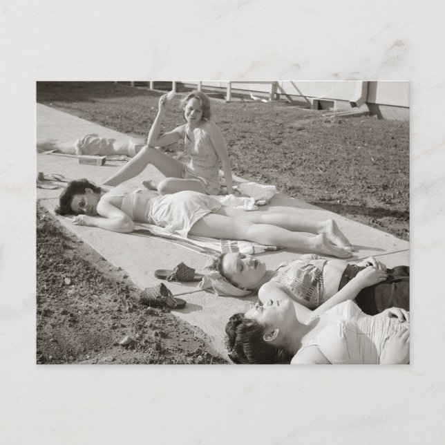 Carte Postale Les filles bronzage, 1943 (Devant)
