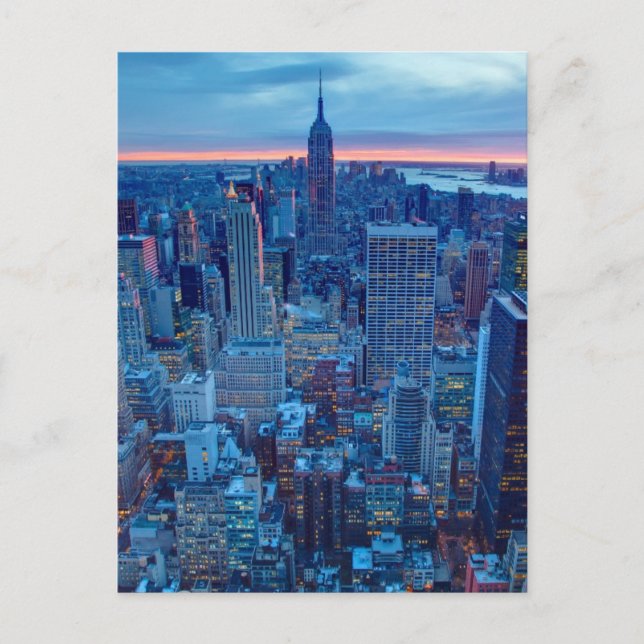 Carte Postale Les gratte-ciel de Manhattan sont éclairés (Devant)