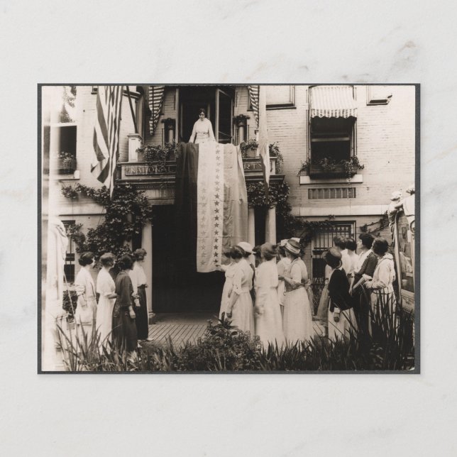 Carte Postale Les partisans célèbrent la ratification du 19e ame (Devant)