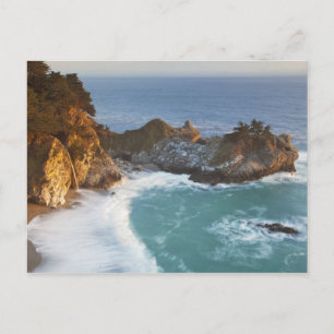 Carte Postale Les Scenic McWay Falls se jettent sur la plage et