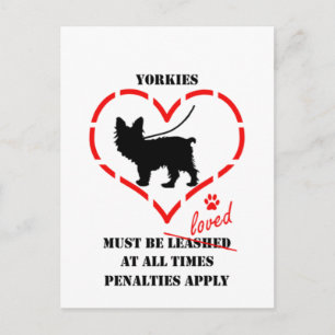 Carte Postale Les yorkies doivent être aimées