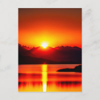 Lever de soleil surplombant un lac