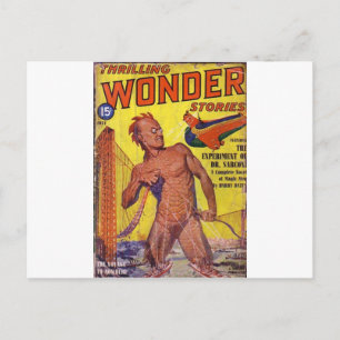 Carte Postale L'homme géant qui sort de la mer