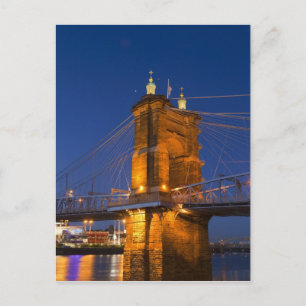 Carte Postale L'horizon de Cincinnati, Ohio, États-Unis au crépu