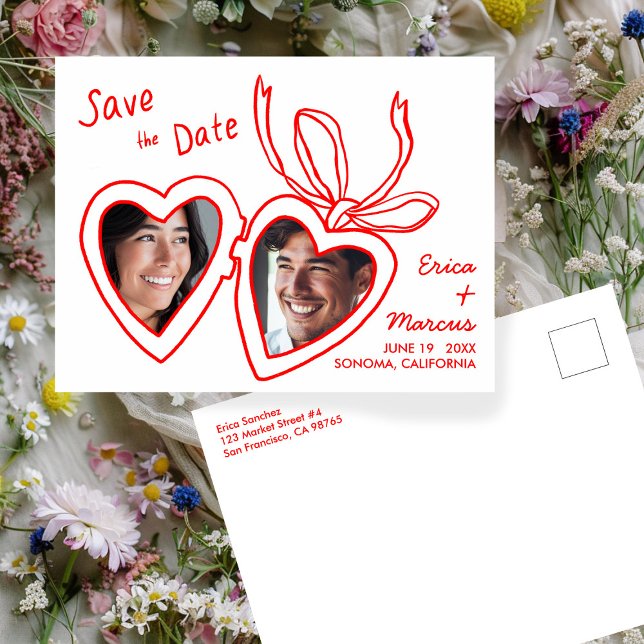 Carte Postale Lieux Coeur Cute Photos personnalisées Enregistrer (Cute Heart Locket Custom Photos Save the Date Postcard
Red and White Doodle Wedding Engagement)
