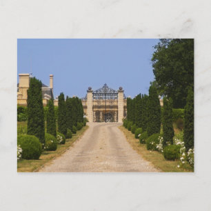 Carte Postale L'imposante entrée du Château du Haut Sarpe, le