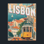 Carte Postale Lisbonne, Portugal Vintage voyage<br><div class="desc">Cette carte postale saisit le charme vintage de Lisbonne,  Portugal. Il est parfait pour envoyer une note sincère à un proche ou comme souvenir de votre voyage.</div>