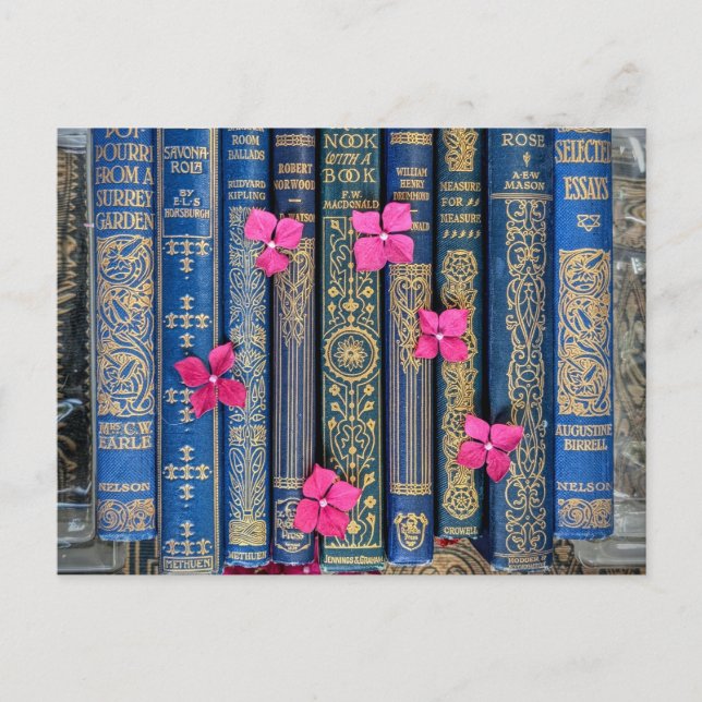 Carte Postale Livres et Fleurs (Fleurs Roses) (Devant)