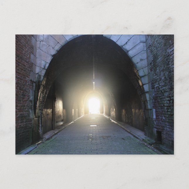 Carte Postale Lumière à la fin (Devant)