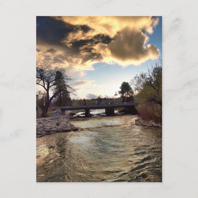 Carte Postale Lumière dorée sur la rivière Truckee (Devant)