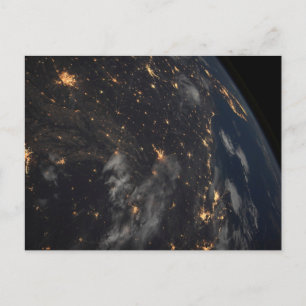 Carte Postale Lumières de la ville la nuit sur la planète Terre