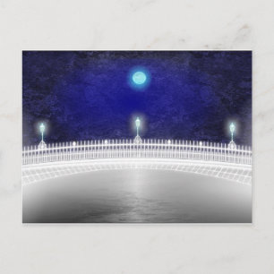 CARTE POSTALE LUNE BLEUE SUR LE PONT HAPENNY