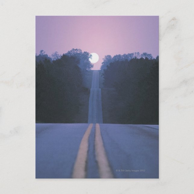 Carte Postale Lune sur la route ouverte (Devant)