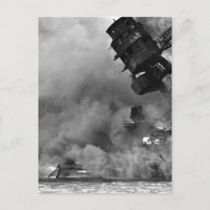 Carte Postale L'USS ARIZONA brûle après l'image_War