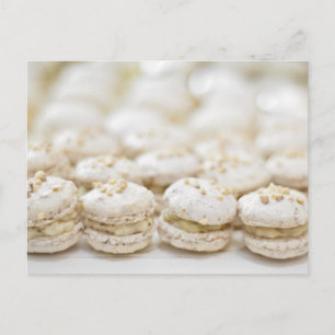 Carte Postale Macarons blancs