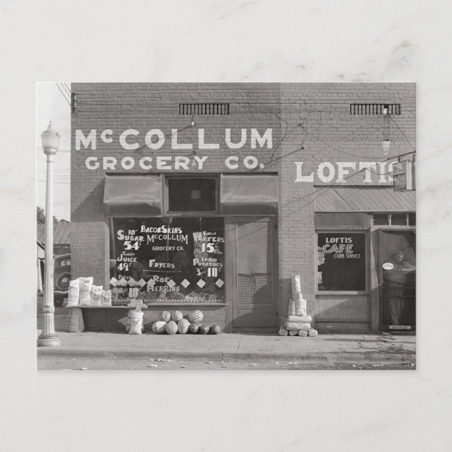 Carte Postale Magasin d'alimentation de petite ville, 1935 (Devant)