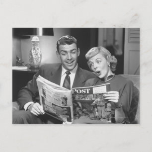 Carte Postale Magazine Couple Reading