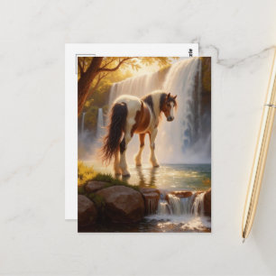 Carte Postale Magnifique cheval à la cascade