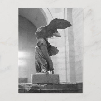 Carte Postale Magnifique statue grecque Victoire ailée de Samoth