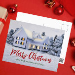 Carte Postale Maison de Noël personnalisée Société immobilière<br><div class="desc">Cette belle carte postale pliée sur mesure est parfaite pour une entreprise immobilière située au nord. Superbe neige blanche borde les arbres et la maison sur cette photo d'hiver. Un courtier peut garder Joyeux Noël en écriture rouge et verte ou customiser avec ses propres Joyeuses Fêtes.</div>