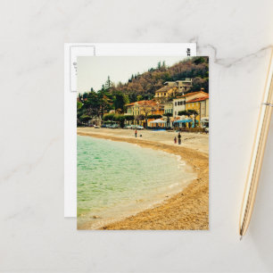 Carte Postale Maisons et arbres de ville de bord de mer sablonne