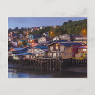 Carte Postale Maisons sur pilotis de Palafito, vue en hauteur