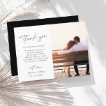 Carte Postale Mariage photo en noir simple Merci<br><div class="desc">Simple Black Script Photo Mariage Merci Cartes - Elégance moderne avec Typographie personnalisée. Capturez l'essence de votre histoire d'amour avec nos cartes de remerciement de mariage élégantes avec un design minimaliste et un dos noir poussiéreux charmant. Ajoutez une touche personnelle à votre célébration en incorporant votre photo préférée de vous...</div>