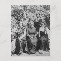 Marie Sklodowska Curie avec ses quatre étudiants