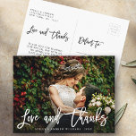 Carte Postale Merci de script chic<br><div class="desc">Carte postale moderne White Love et Merci Script Merci. Parfait pour les mariages,  anniversaires,  diplômes et autres événements.</div>