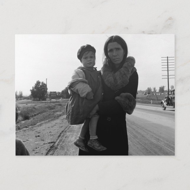 Carte Postale Mère et enfant sans abri - 1939 (Devant)