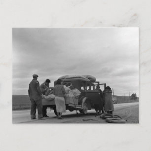 Carte Postale Migrants en 1936 avec des problèmes de pneu